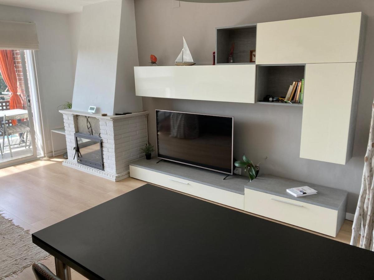 Apartamento Con Vistas Al Mar Castelldefels Exterior foto