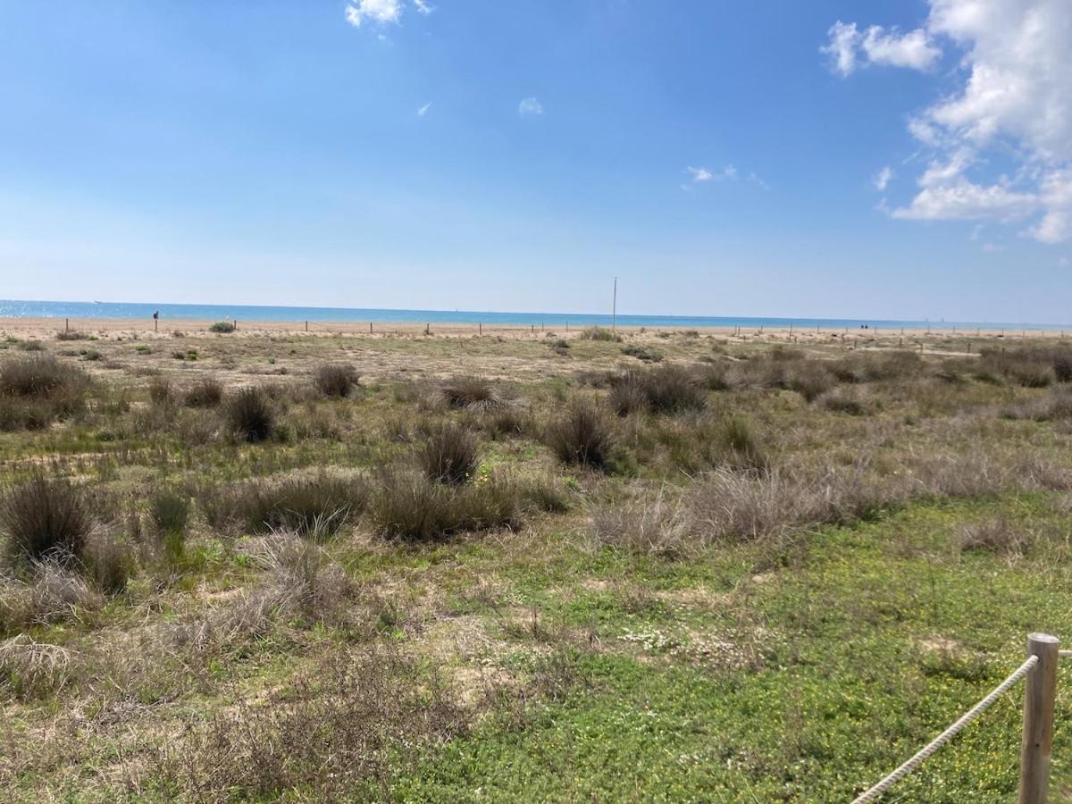 Apartamento Con Vistas Al Mar Castelldefels Exterior foto